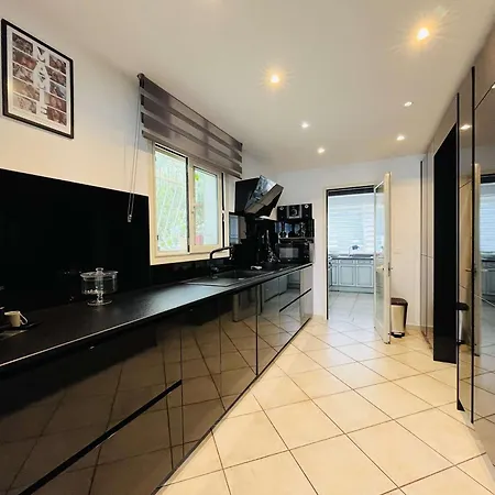 Ferienhaus Superbe 5 Pieces Avec Piscine Privee, A 5 Min De Porto-vecchio, Climatisee Et Parking - Fr-1-62-178